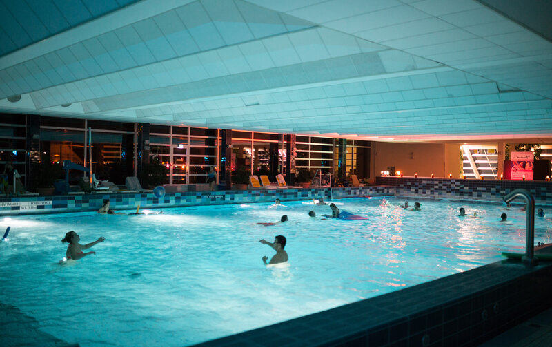 Solewellenbad abends